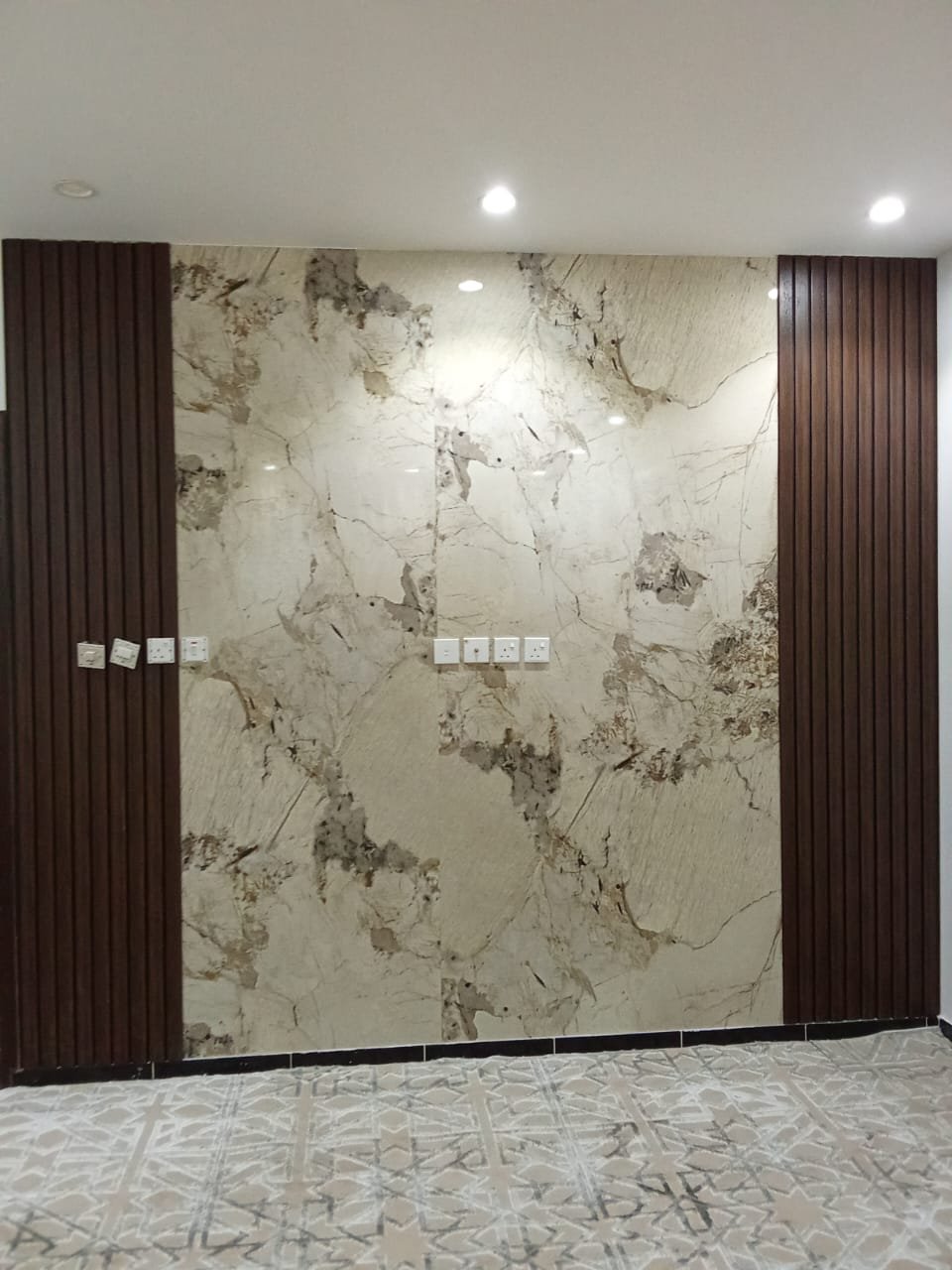 Home 7aeef496 9984 41aa 946d 54b2292bb892